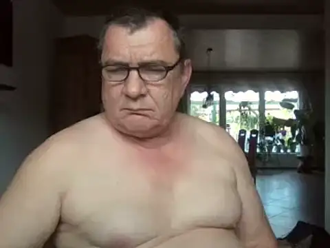 Nobbie444 Show in webcam