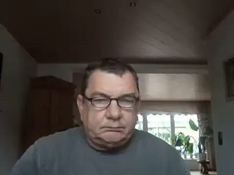 Nobbie444 Show in webcam