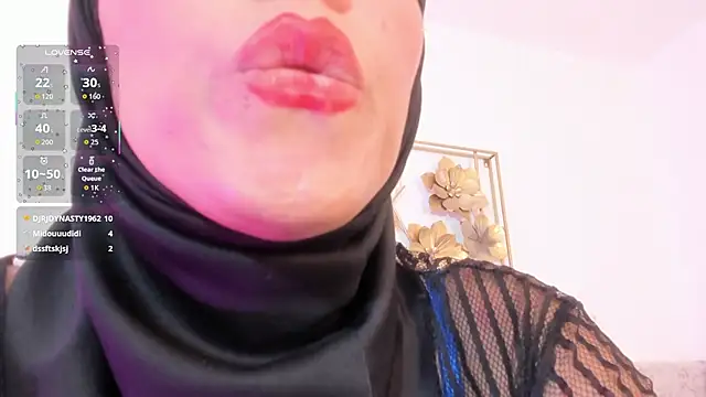 hanajameela Adlı Modelin Canlı XXX Sohbeti