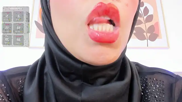 Chat +18 de hanajameela ao vivo