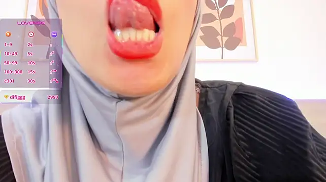 hanajameela Adlı Modelin Canlı XXX Sohbeti