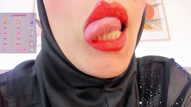 hanajameela Show in webcam
