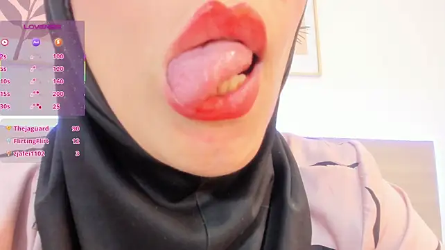 แชท XXX สดของ hanajameela