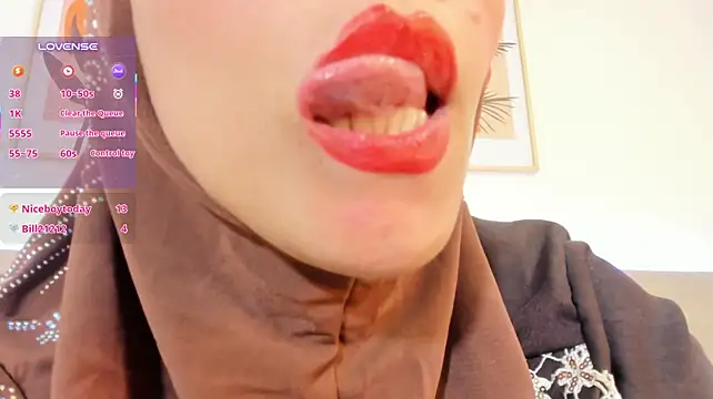 hanajameela Adlı Modelin Web Kamerası Şovu