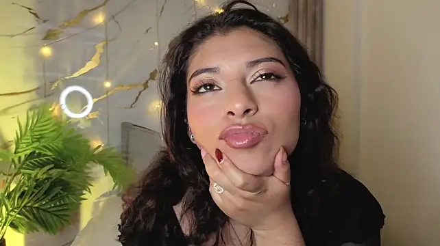 Iam_Issaa_'s Webcam Show