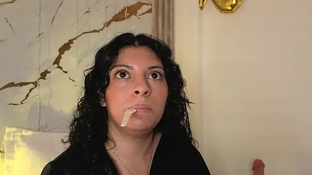 Iam_Issaa_ – Naživo XXX chat