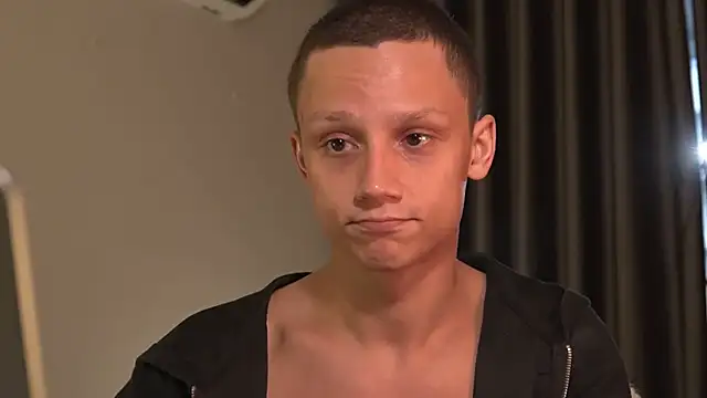 Nicky_nealn Webbikameraesitys