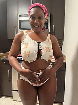 TilaTottin Live XXX chat