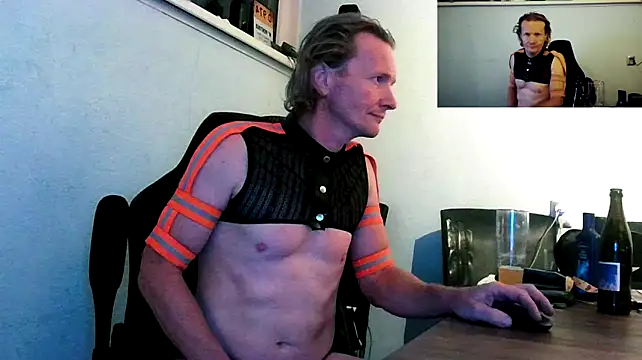 Show modela Germal1 na web-kameri