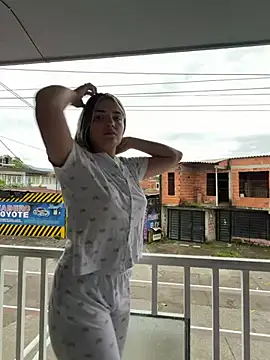 Chat +18 de Sarita-candy ao vivo