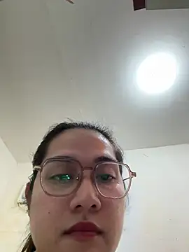 MarieLoveGlamorous' Webcam Show