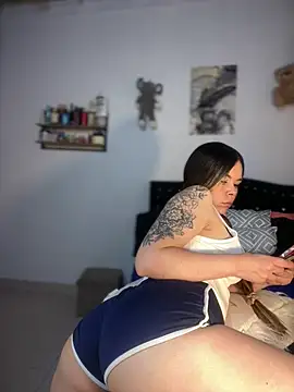 Pokazy przed kamerką – carolina16love