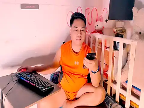 Hardking_69: διαδικτυακό σόου στην κάμερα