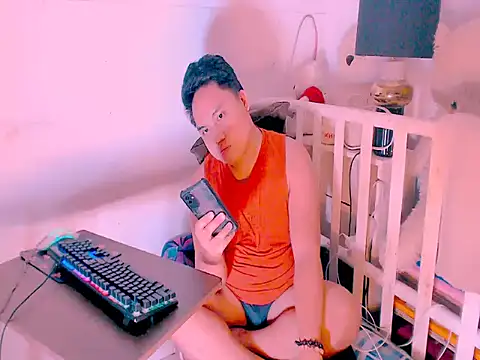 Hardking_69 Show in webcam