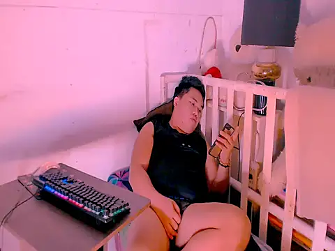 Hardking_69: διαδικτυακό σόου στην κάμερα