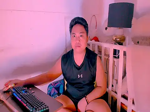 Hardking_69 在線直播表演