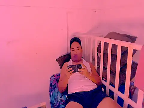 Hardking_69 Show in webcam