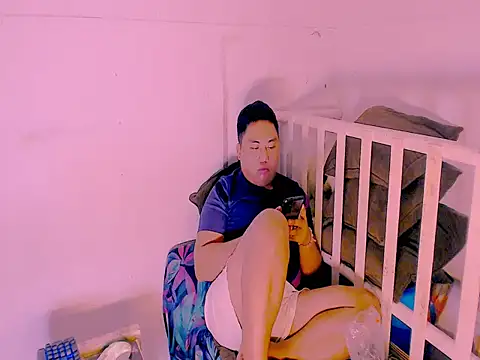 Hardking_69 Webcam show
