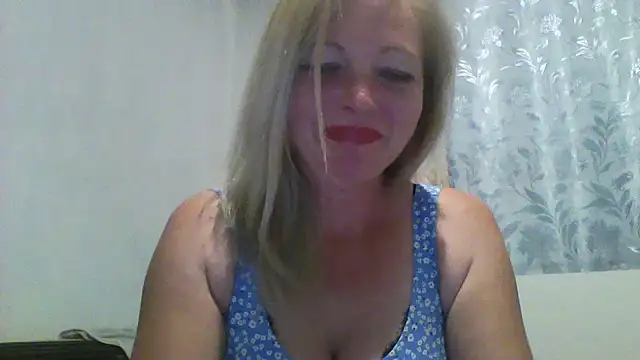 Lola_115's Webcam Show