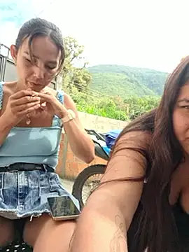 Latinas_sexy Adlı Modelin Web Kamerası Şovu
