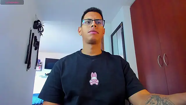 _John_Boy_ Adlı Modelin Web Kamerası Şovu