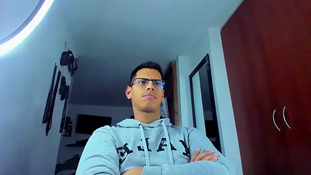 _John_Boy_ Adlı Modelin Web Kamerası Şovu