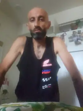 Osamabinfuckn Show in webcam