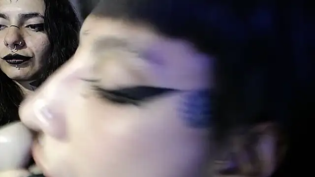 _onthary_6 Adlı Modelin Web Kamerası Şovu