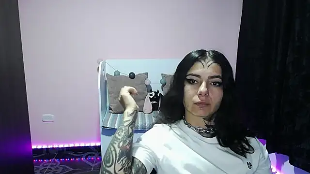 Chat +18 de _onthary_6 ao vivo