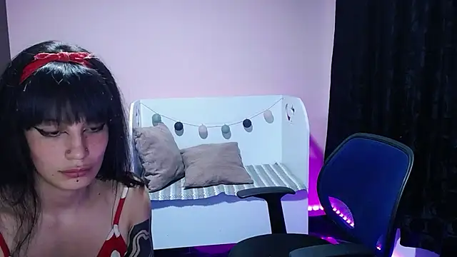 _onthary_6's Live XXX Chat