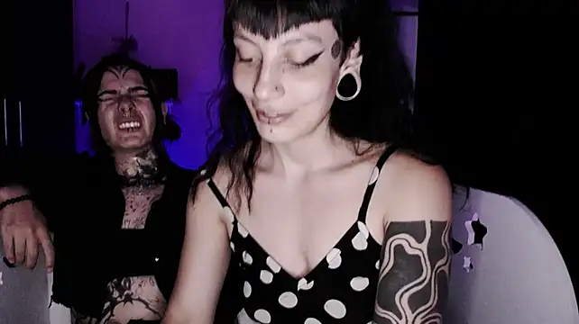 _onthary_6 Show in webcam