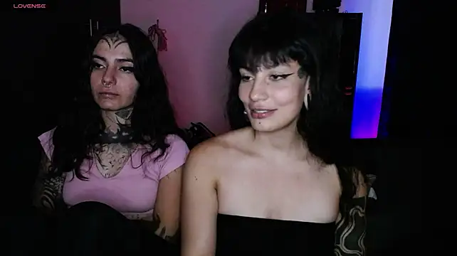 _onthary_6 Шоу с уебкамера