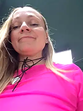 Živá chatovací místnost Bondgirl_013