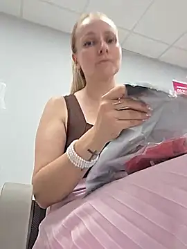 Bondgirl_013: вебкам-шоу