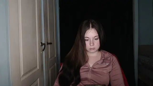 ryhhnnagold99's Live Chat Room