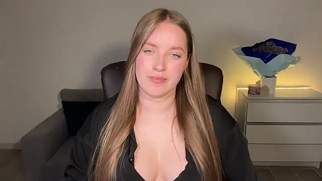 Онлайн чат XXX EvaMaddison
