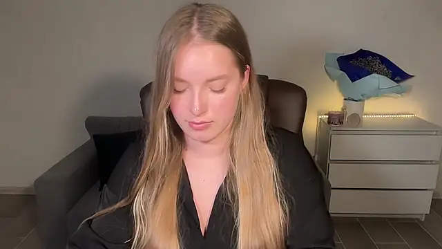 EvaMaddison XXX чат на живо
