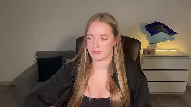 Chatroom XXX en direct de EvaMaddison