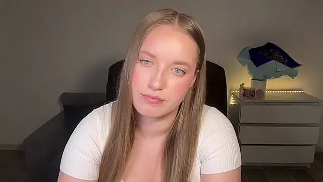 EvaMaddison live XXX chat