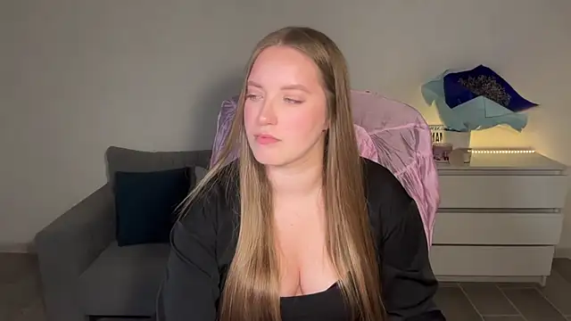 XXX chat uživo modela EvaMaddison