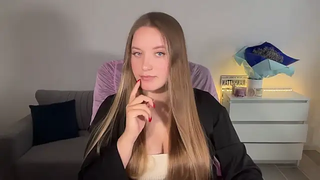 EvaMaddison Adlı Modelin Canlı XXX Sohbeti