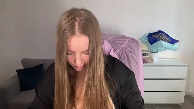 EvaMaddison live XXX chat