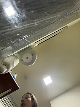 roouse Pertunjukan Webcam