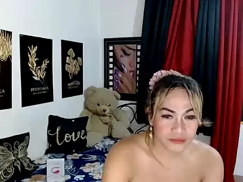 UrhotGoddess Webcam Show
