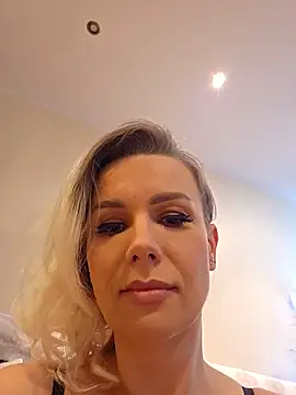 عرض كام AureliaDoux
