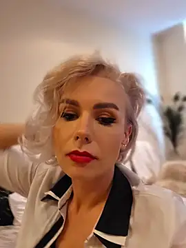 Czat XXX na żywo – AureliaDoux
