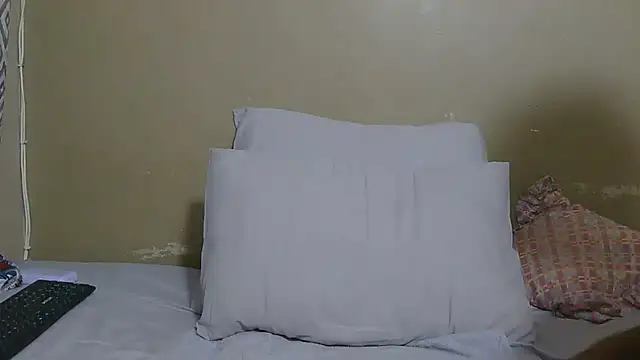 DairyQueen2's Webcam Show