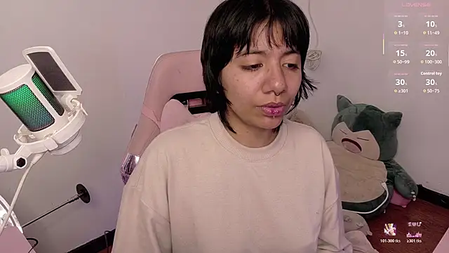 Nami_usagi Pertunjukan Webcam