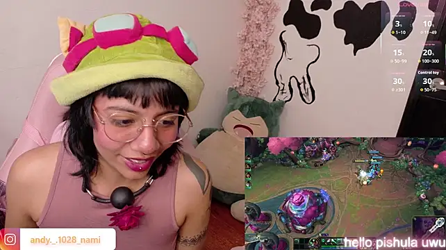 Nami_usagi's Webcam Show
