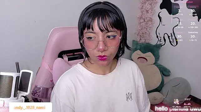 Nami_usagi's Webcam Show